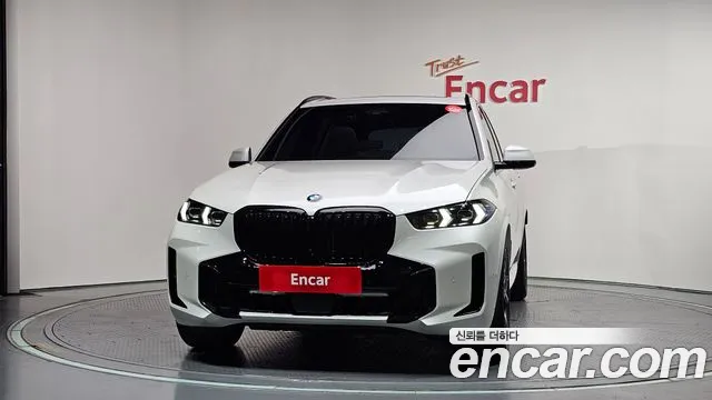 BMW X5 xDrive 40i M Sport — Фото автомобиля 3
