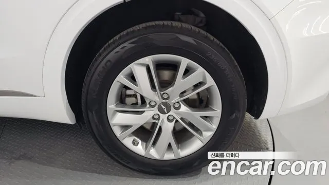 Genesis GV70 2.2 Дизель 2WD — Фото автомобиля 5