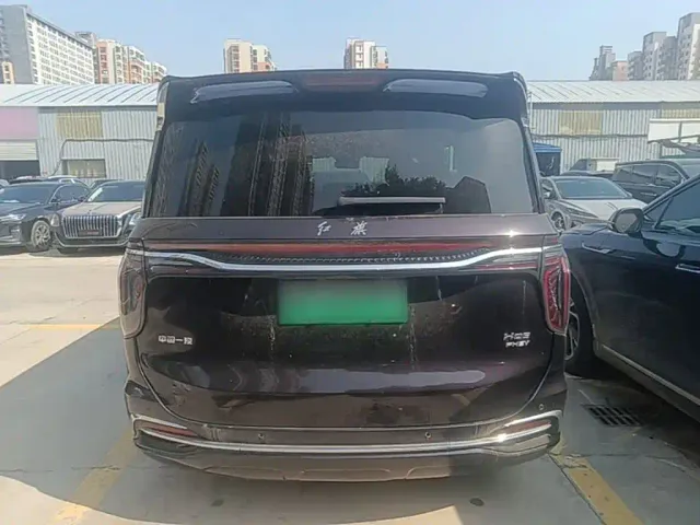 Hongqi HQ9 PHEV — Фото автомобиля 5