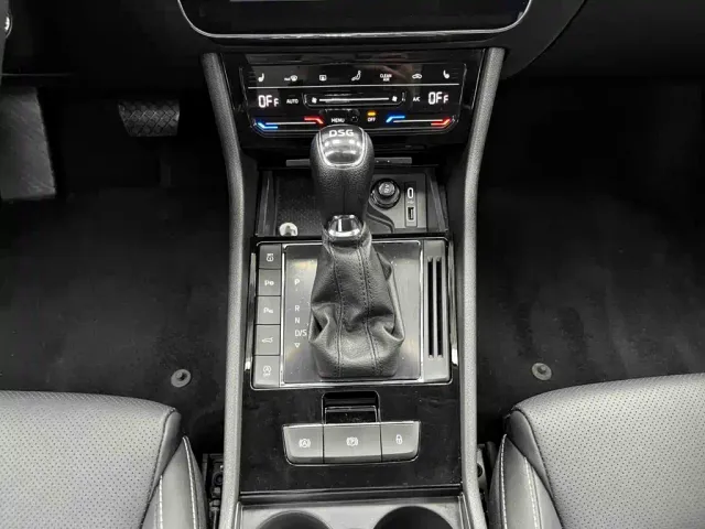 Skoda Superb — Фото автомобиля 10