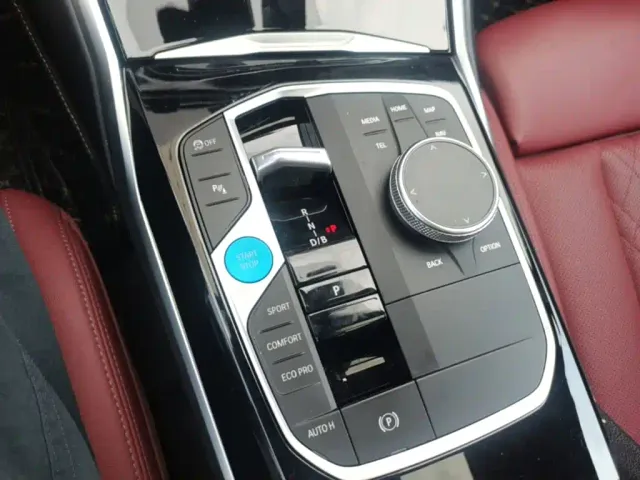 BMW i3 — Фото автомобиля 13