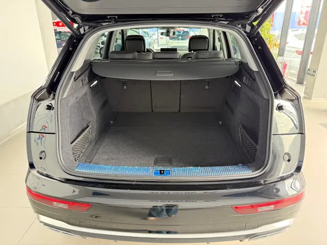 Audi Q5L — Фото автомобиля 15