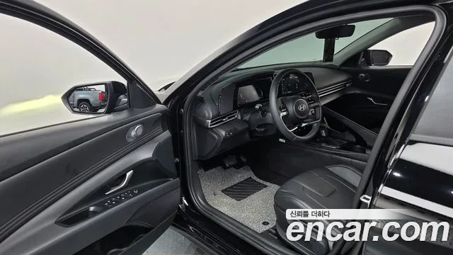 Hyundai Avante — Фото автомобиля 15