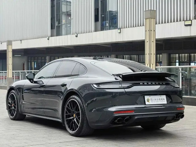 Porsche Panamera — Фото автомобиля 5