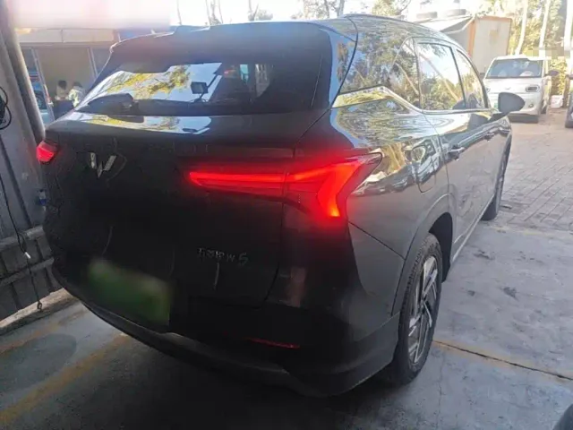 Wuling Starlight S — Фото автомобиля 6