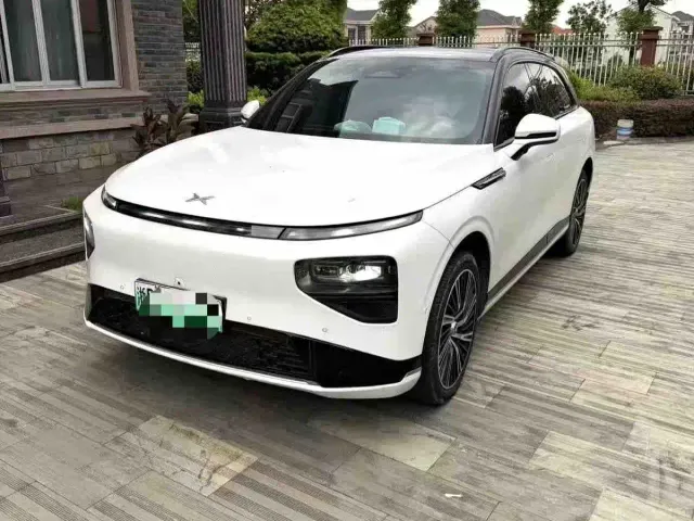 Xpeng G9 — Фото автомобиля 4