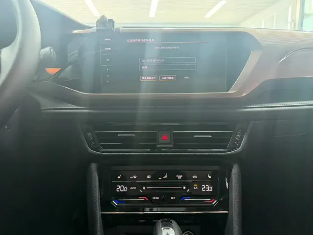 Volkswagen Tharu — Фото автомобиля 11
