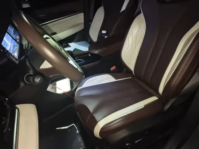 Geely Xingyue L — Фото автомобиля 16