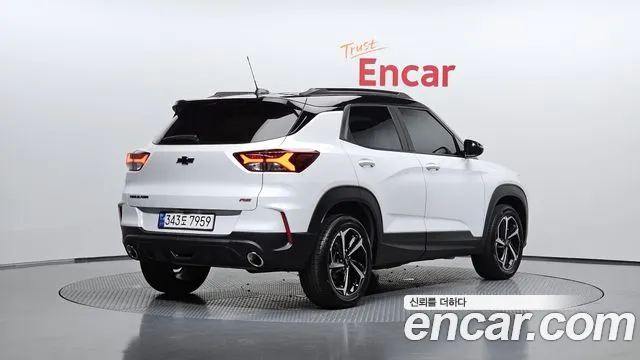 Chevrolet Trailblazer — Фото автомобиля 2