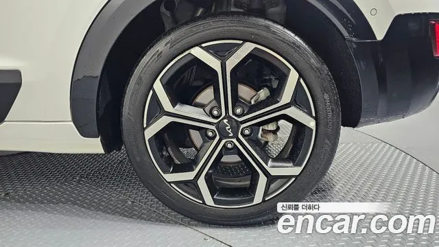 Kia Niro The All New Niro Signature — Фото автомобиля 17