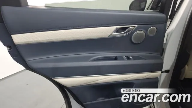 Genesis GV80 — Фото автомобиля 14