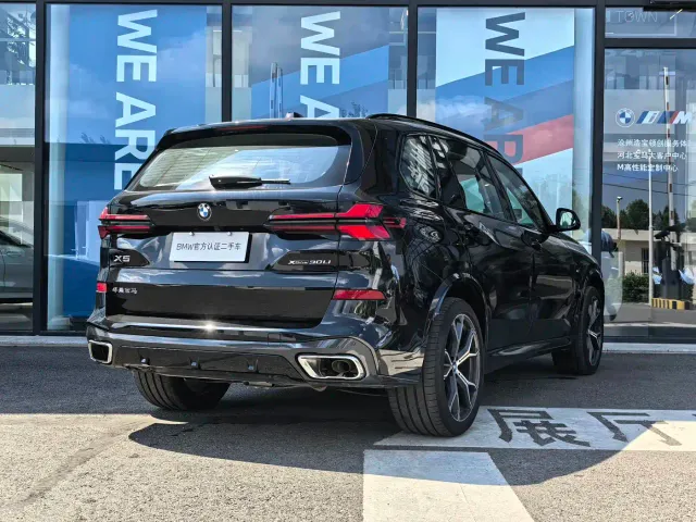 BMW X5 — Фото автомобиля 6