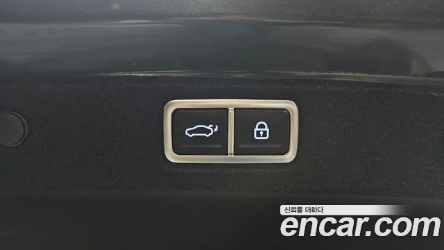 Hyundai Grandeur GN7 — Фото автомобиля 27