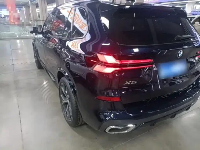 BMW X5 — Фото автомобиля 4