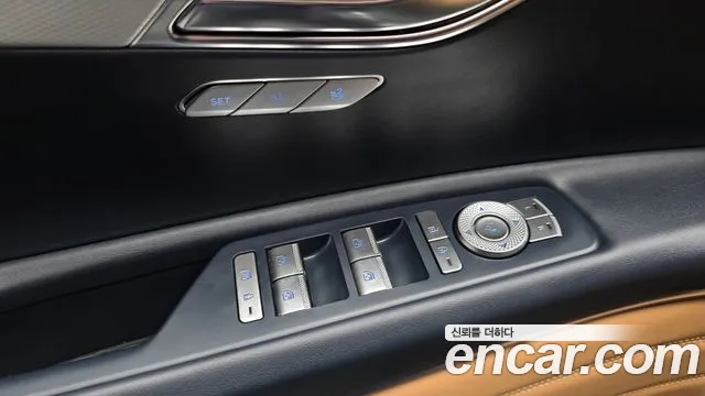 Genesis GV80 — Фото автомобиля 28