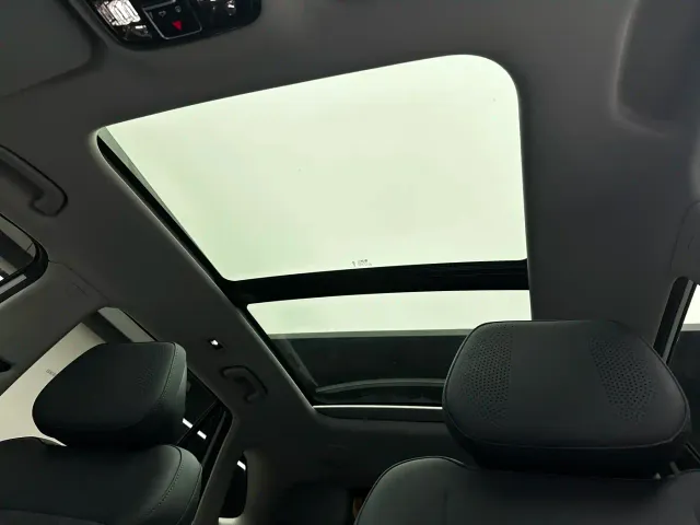 Geely Galaxy Starship 7 EM-i — Фото автомобиля 15