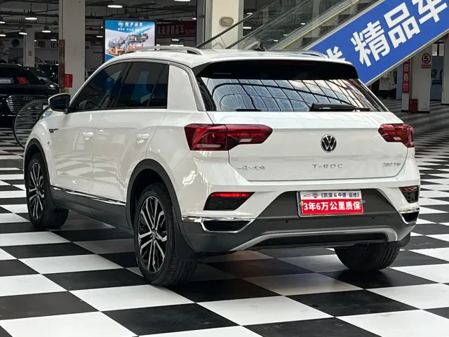 Volkswagen T-Roc — Фото автомобиля 4