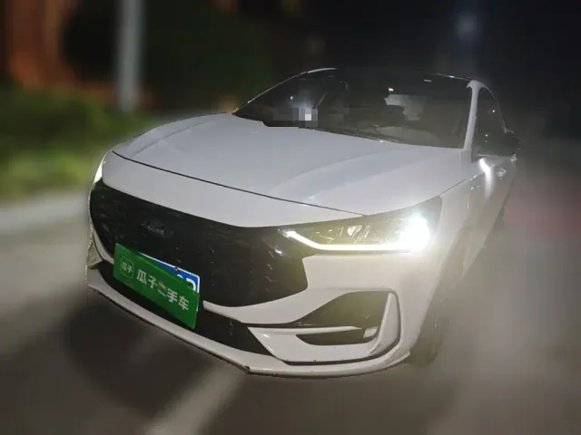 Фотография автомобиля — Ford Focus
