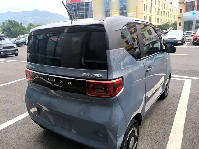 Wuling Hongguang Mini EV — Фото автомобиля 6