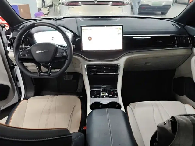 BYD Song PLUS — Фото автомобиля 9