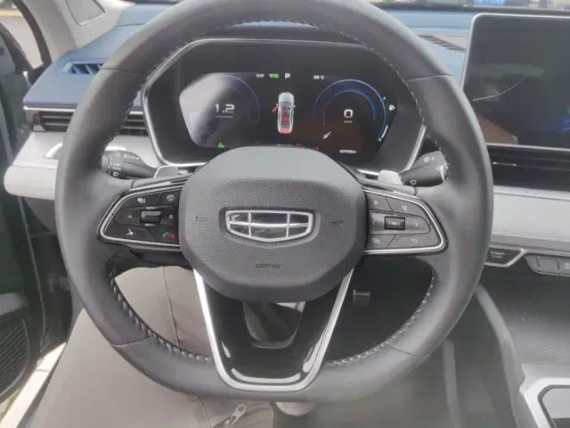 Geely Xingrui — Фото автомобиля 15