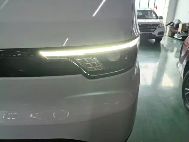JMC E-Fushun — Фото автомобиля 23