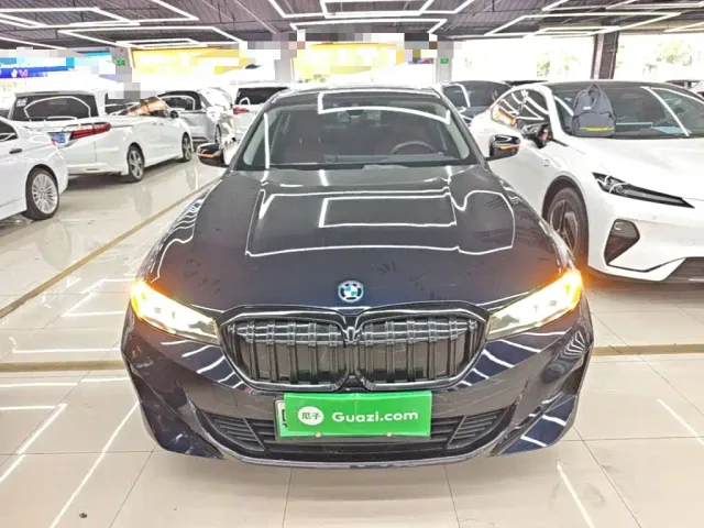 BMW i3 — Фото автомобиля 2