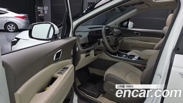 Kia Carnival — Фото автомобиля 15
