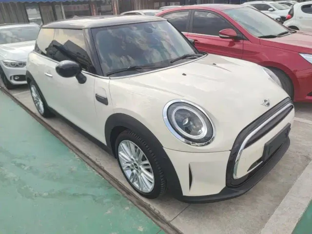 MINI Hatch — Фото автомобиля 3