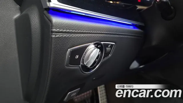 Mercedes-Benz AMG GT X290 (2018–2026) — Фото автомобиля 25