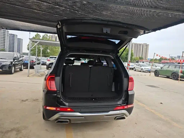 Hyundai Santa Fe — Фото автомобиля 18