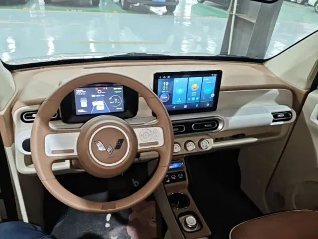 Wuling Hongguang Mini EV — Фото автомобиля 9