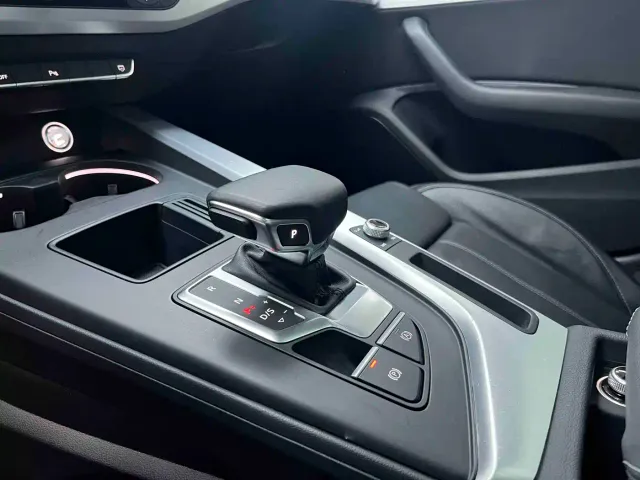 Audi A4L — Фото автомобиля 18