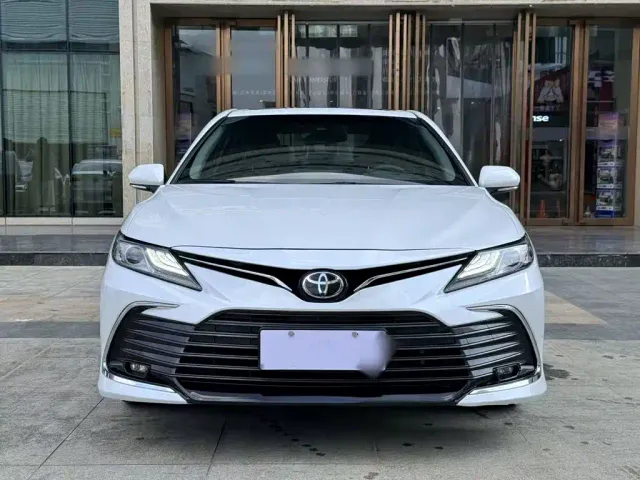 Toyota Camry — Фото автомобиля 6