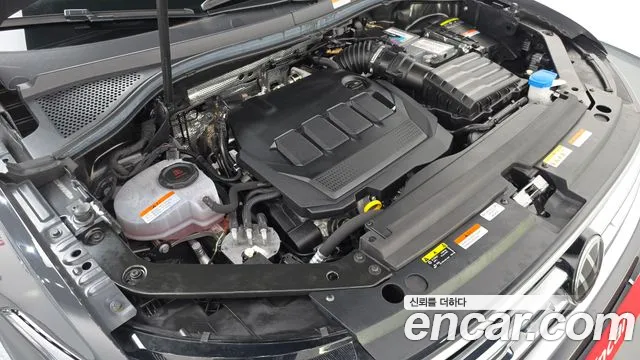 Volkswagen Tiguan Tiguan 2 поколение 2.0 TDI Premium — Фото автомобиля 6