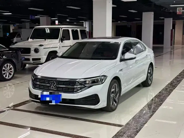 Фотография автомобиля — Volkswagen Sagitar