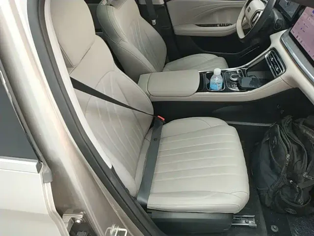 Geely Galaxy Stellar 6 — Фото автомобиля 24