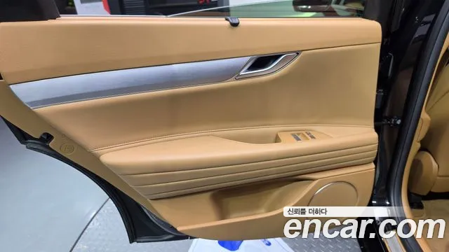Genesis G80 Бензин 2.5 турбо AWD — Фото автомобиля 24