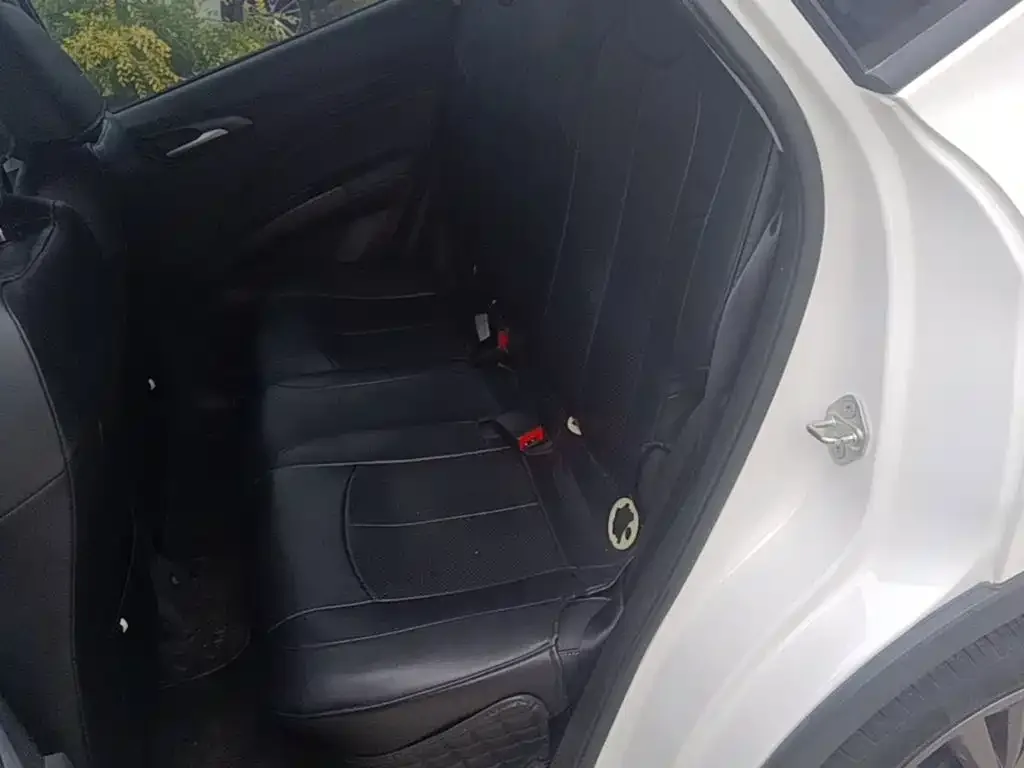 Nezha Auto Nezha V 2022 Trend 400 Lite — Фото автомобиля 13
