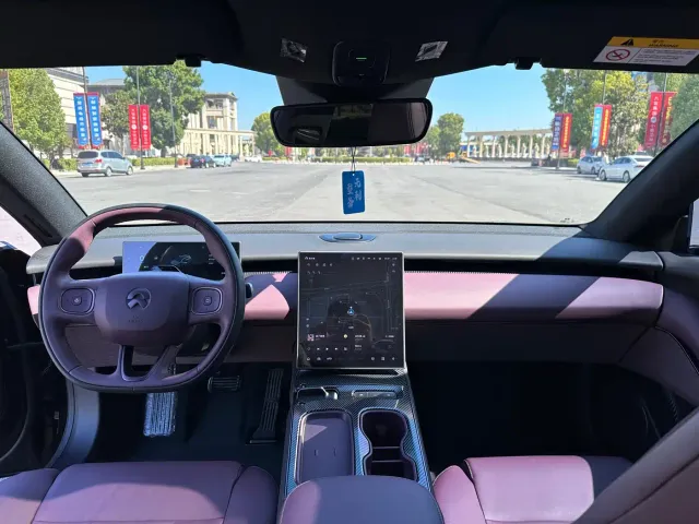 Nio ET5 Touring — Фото автомобиля 16