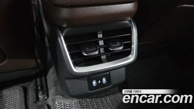 Hyundai Grandeur GN7 — Фото автомобиля 28