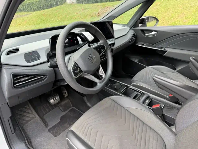 Volkswagen ID.3 — Фото автомобиля 7
