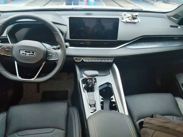 Geely Xingrui — Фото автомобиля 10