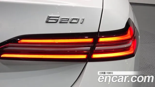 BMW 5-Series — Фото автомобиля 21