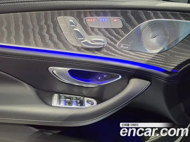 Mercedes-Benz AMG GT 4 двери 43 4MATIC+ — Фото автомобиля 12