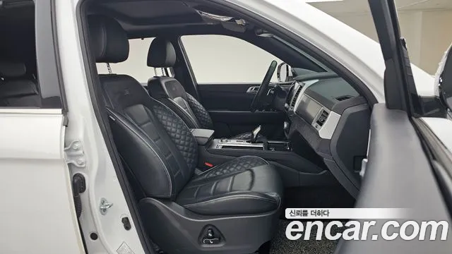 KG_Mobility_Ssangyong Rexton All Rexton Дизель 2.2 4WD — Фото автомобиля 12