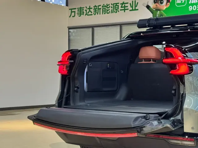 Changan Qiyuan E07 — Фото автомобиля 26