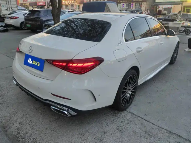 Mercedes-Benz C-Class — Фото автомобиля 3