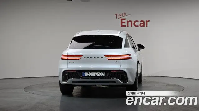 Genesis GV70 2.5T Бензин AWD — Фото автомобиля 4