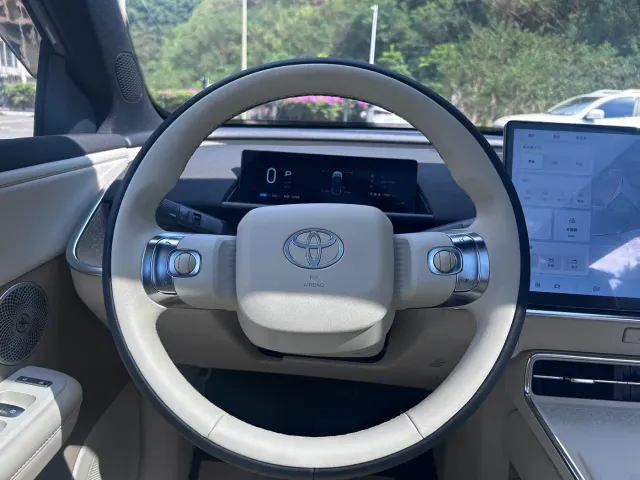 Toyota BoZhi 3X — Фото автомобиля 8
